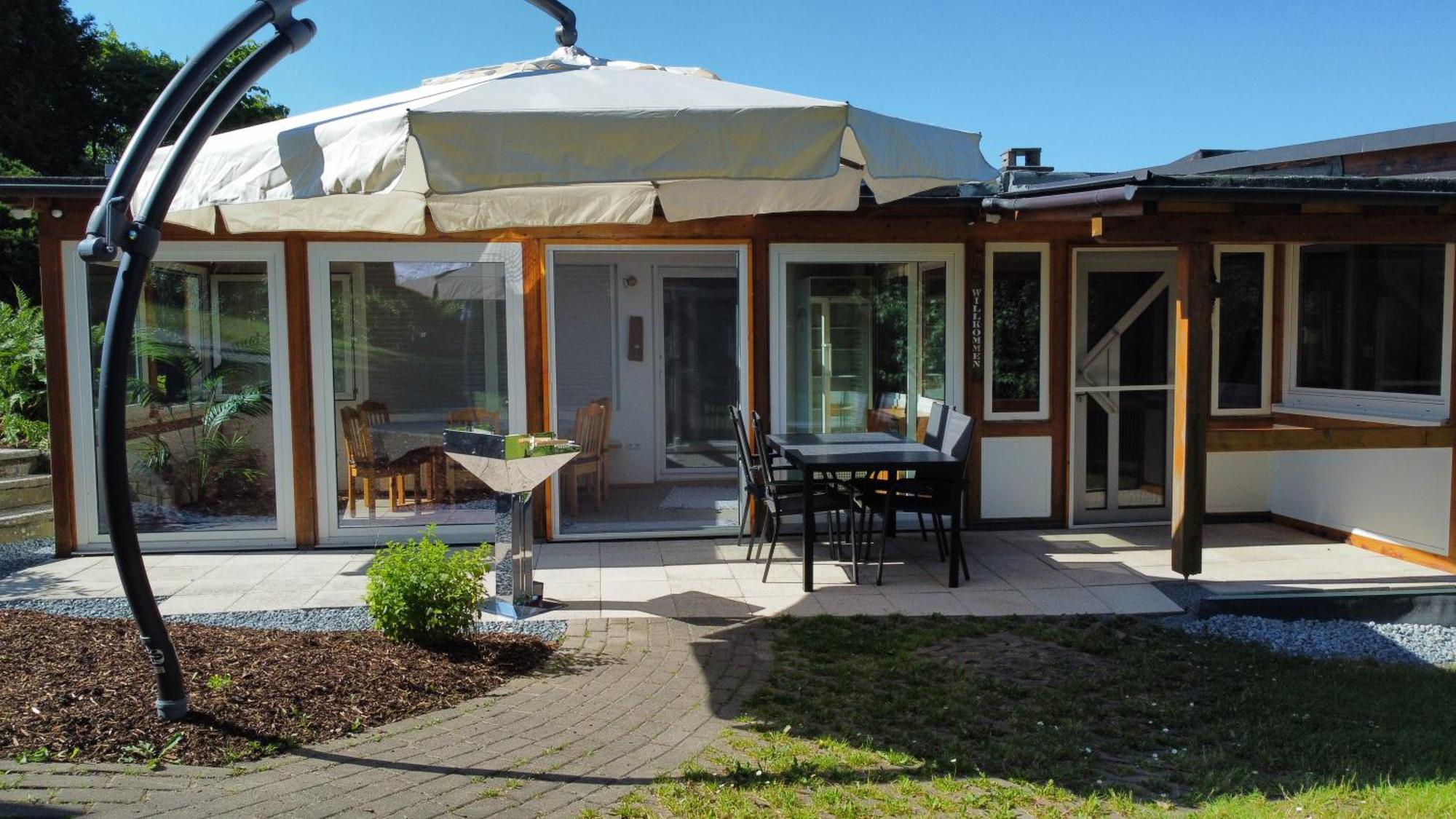 משדה Ferienhaus Berghausen Am Hennesee מראה חיצוני תמונה